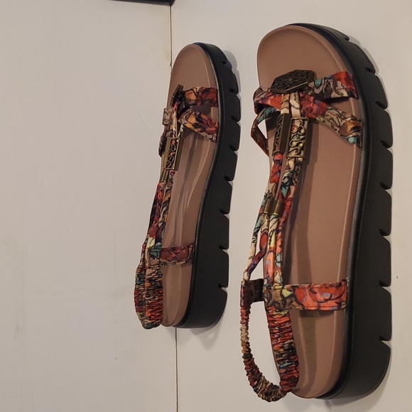 Alegria Roz Get Away Tan Floral Boho Sandal Size 8-8.5 NWOT'S - Picture 4 of 15